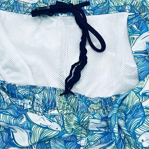Vineyard Vines Blue Fish Print Swim Board Trunk Shorts Mens Sz L - Picture 10 of 10